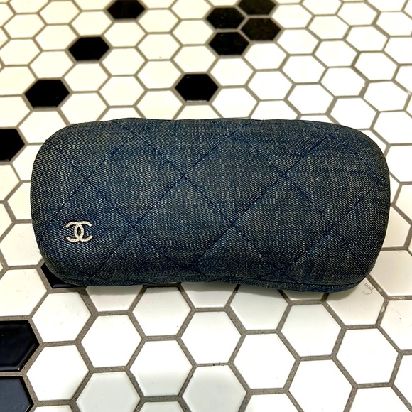 Chanel Sunglasses - Picture 6 of 6